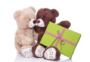 deux <img alt="ours avec cadeau d